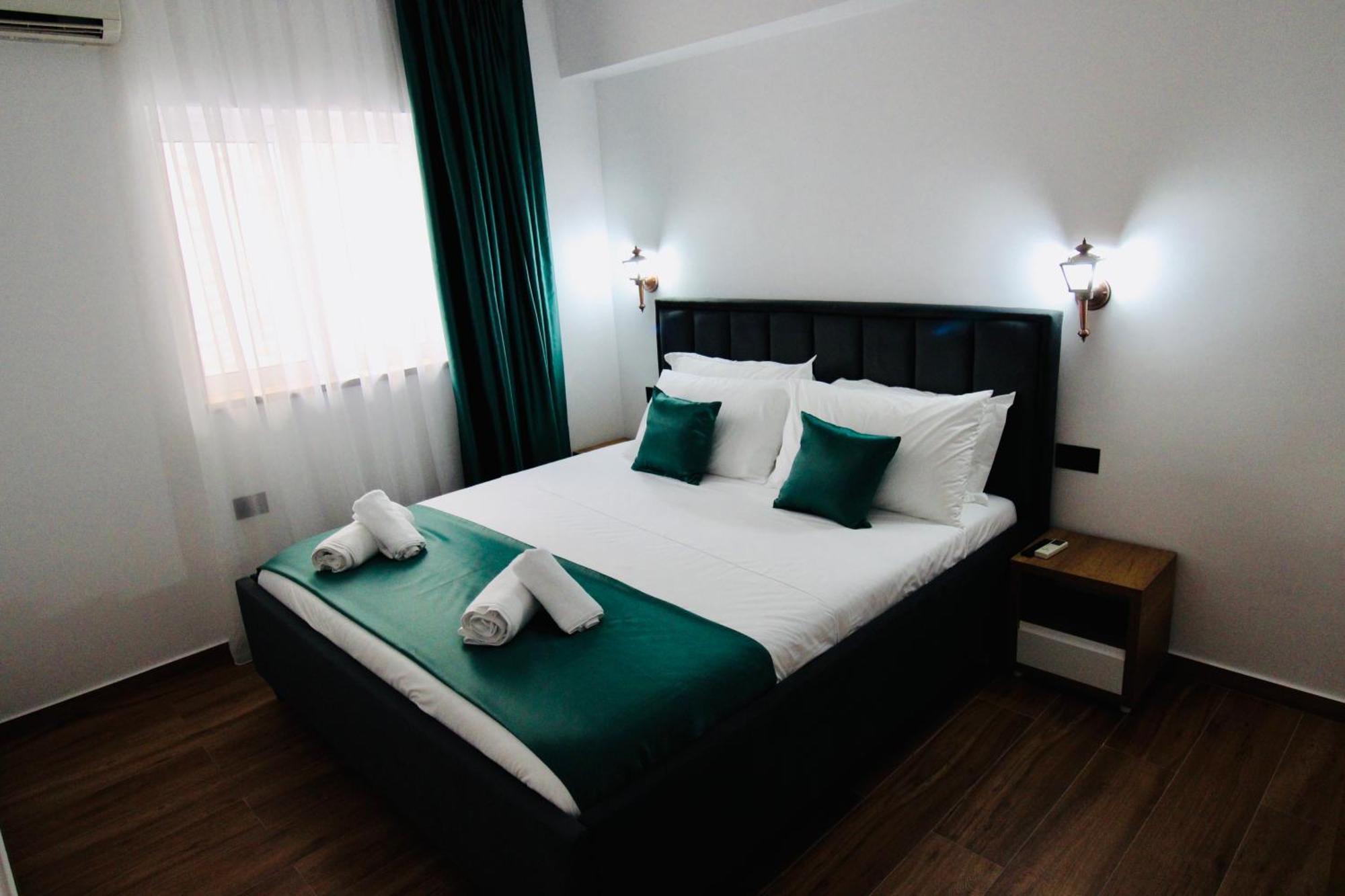 Illyrian Hotel كساميل المظهر الخارجي الصورة