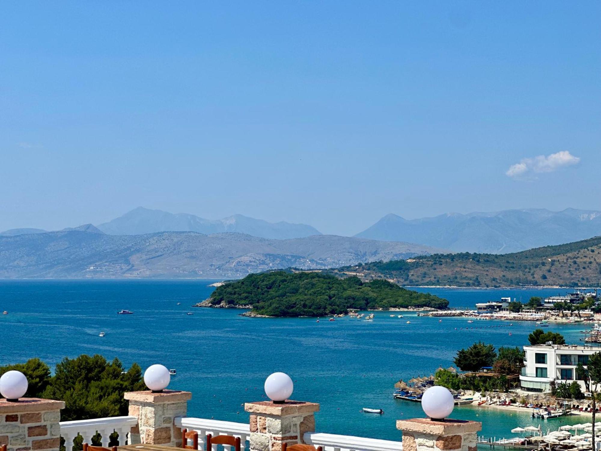 Illyrian Hotel كساميل المظهر الخارجي الصورة