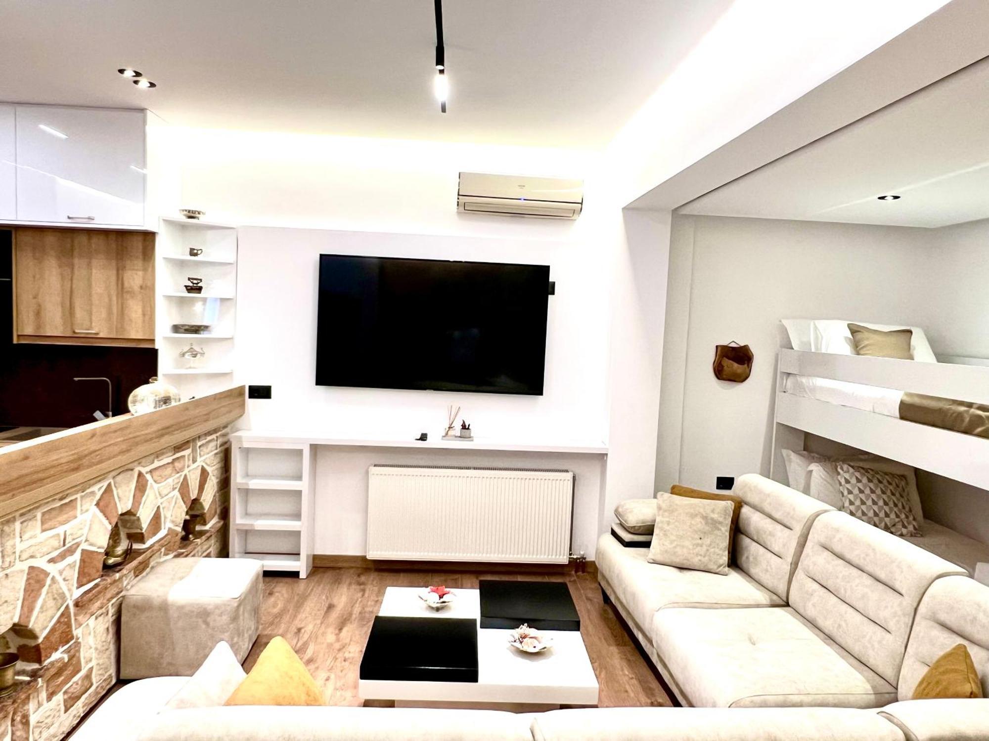 Illyrian Hotel كساميل المظهر الخارجي الصورة